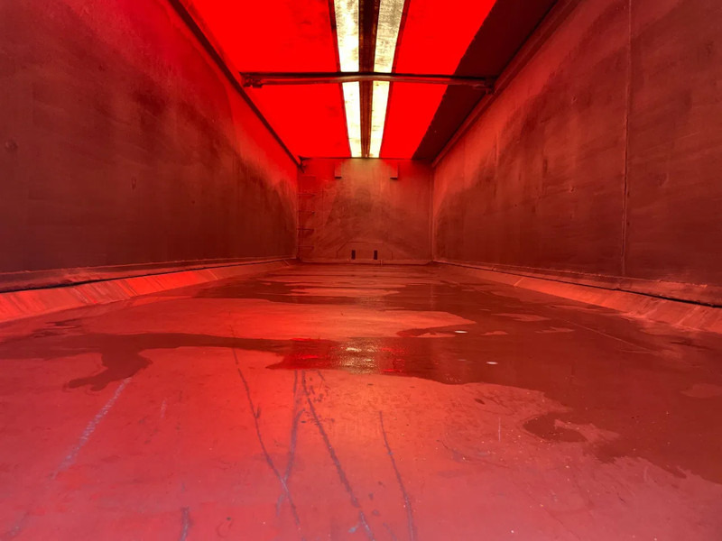 Stas 300 CX / FULL ALUMINIUM / 48M3 / APK - TUV NOVEMBER 2025 / SAF AXLES / DICS BRAKES / RVS FLOOR / - Félpótkocsi billenőplatós: 5 kép. Stas 300 CX / FULL ALUMINIUM / 48M3 / APK - TUV NOVEMBER 2025 / SAF AXLES / DICS BRAKES / RVS FLOOR / - Félpótkocsi billenőplatós: 5 kép.