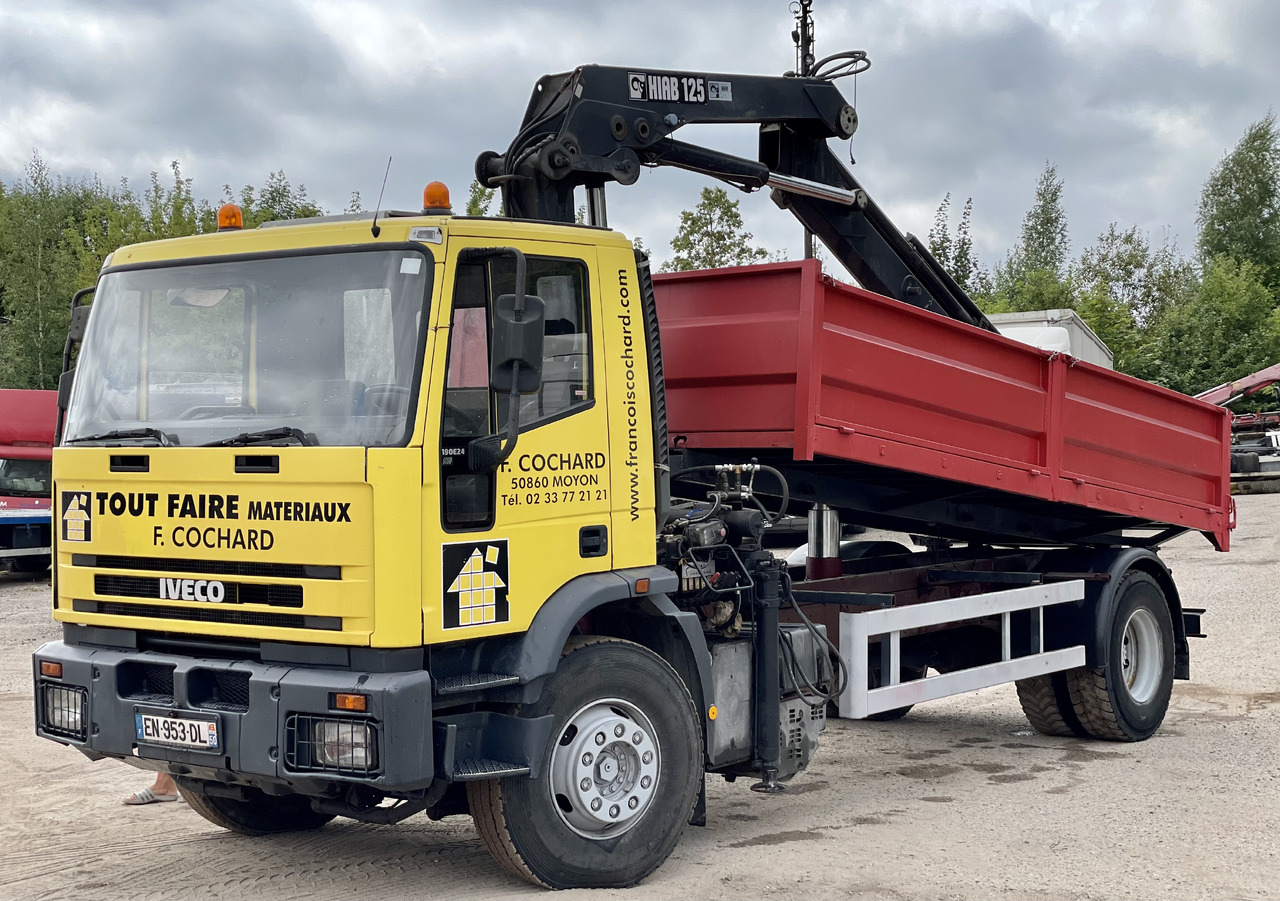 IVECO EUROCARGO - Billenőplatós teherautó: 3 kép. IVECO EUROCARGO - Billenőplatós teherautó: 3 kép.