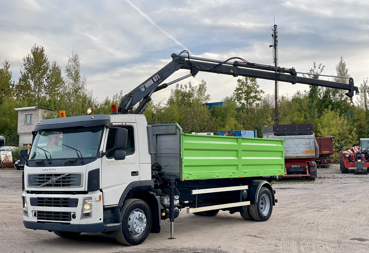 VOLVO FM - Darus autó: 3 kép. VOLVO FM - Darus autó: 3 kép.