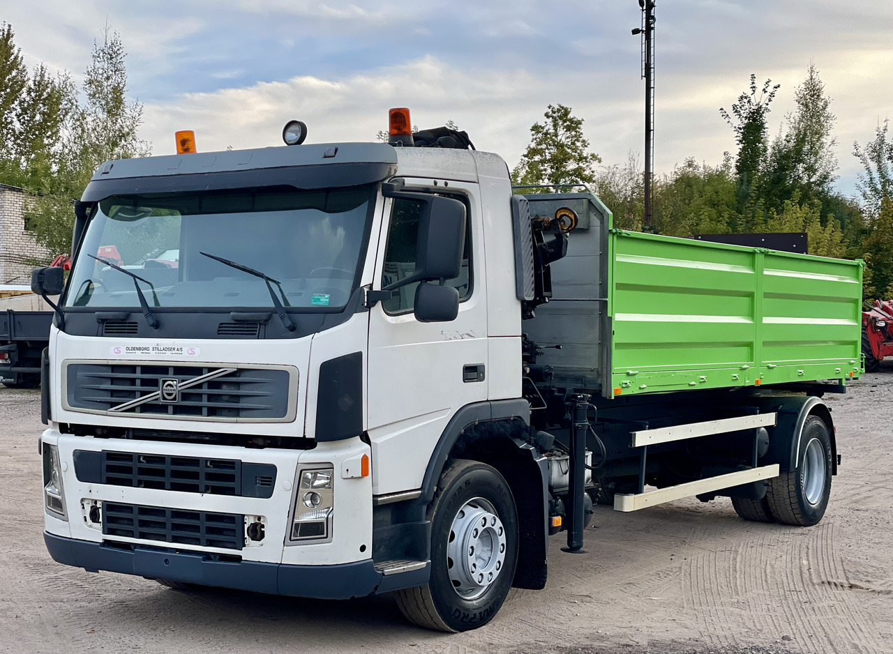 VOLVO FM - Darus autó: 4 kép. VOLVO FM - Darus autó: 4 kép.