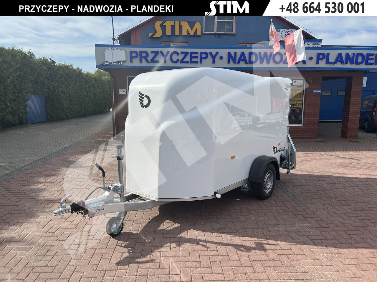 Cheval Liberté Cargo + drzwi boczne - Pótkocsi dobozos: 2 kép. Cheval Liberté Cargo + drzwi boczne - Pótkocsi dobozos: 2 kép.