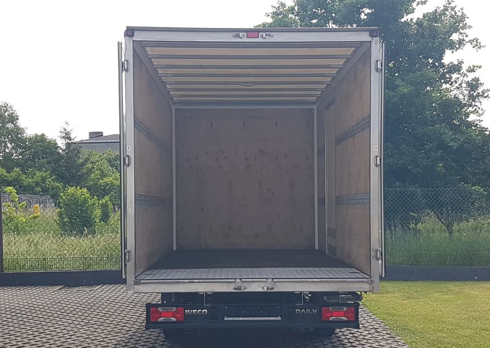 Iveco DAILY 3,0 KLIMA 8EP KONTENER 4,22x2,10x2,11 AC KRAJOWY DMC 3500 KG 35-150 - Dobozos kisteherautó: 5 kép. Iveco DAILY 3,0 KLIMA 8EP KONTENER 4,22x2,10x2,11 AC KRAJOWY DMC 3500 KG 35-150 - Dobozos kisteherautó: 5 kép.