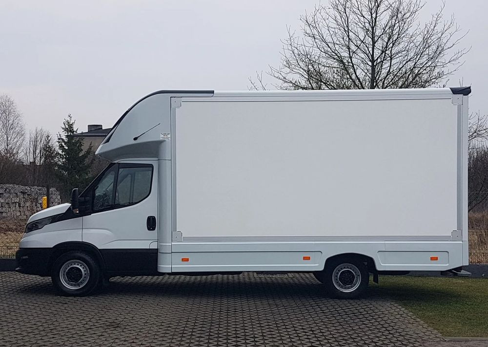Lakóautó Iveco DAILY KONTENER NISKOPODŁOGOWY 4,43x2,23x2,42 SKLEP BAR FOODTRUCK KAMPER KLIMA: 11 kép.