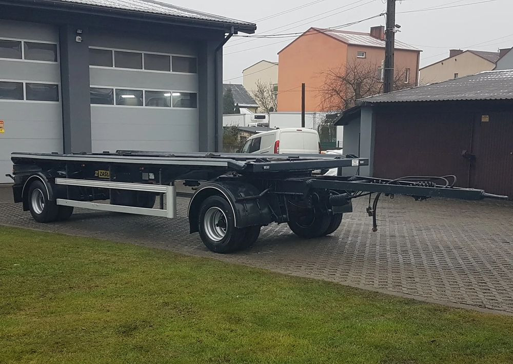 Zaslaw D-659 DO KONTENERÓW HAKOWCA POD KONTENERY 2 OSIE BLIŹNIAKI RESORY MEILLER - Multiliftes/ Konténerszállító pótkocsi: 1 kép. Zaslaw D-659 DO KONTENERÓW HAKOWCA POD KONTENERY 2 OSIE BLIŹNIAKI RESORY MEILLER - Multiliftes/ Konténerszállító pótkocsi: 1 kép.