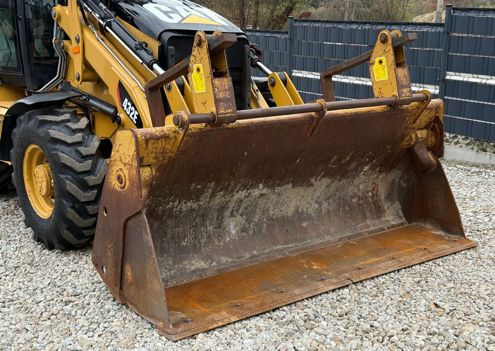 Caterpillar * Koparko Ładowarka * CAT 432 E * Caterpillar * Joystick * Stan Idealny - Kotrórakodó: 3 kép. Caterpillar * Koparko Ładowarka * CAT 432 E * Caterpillar * Joystick * Stan Idealny - Kotrórakodó: 3 kép.