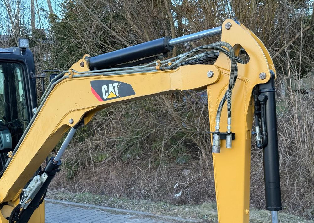 Caterpillar Minikoparka * CAT 303.5 E CR * Sprowadzona ! * Bardzo Dobry Stan * Minikoparka - Lánctalpas kotró: 5 kép. Caterpillar Minikoparka * CAT 303.5 E CR * Sprowadzona ! * Bardzo Dobry Stan * Minikoparka - Lánctalpas kotró: 5 kép.