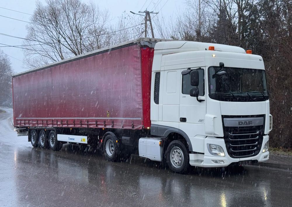 DAF * Zestaw * DAF 106 Euro 6 + Naczepa Krone * Bardzo Dobry Stan - Ponyvás teherautó: 2 kép. DAF * Zestaw * DAF 106 Euro 6 + Naczepa Krone * Bardzo Dobry Stan - Ponyvás teherautó: 2 kép.