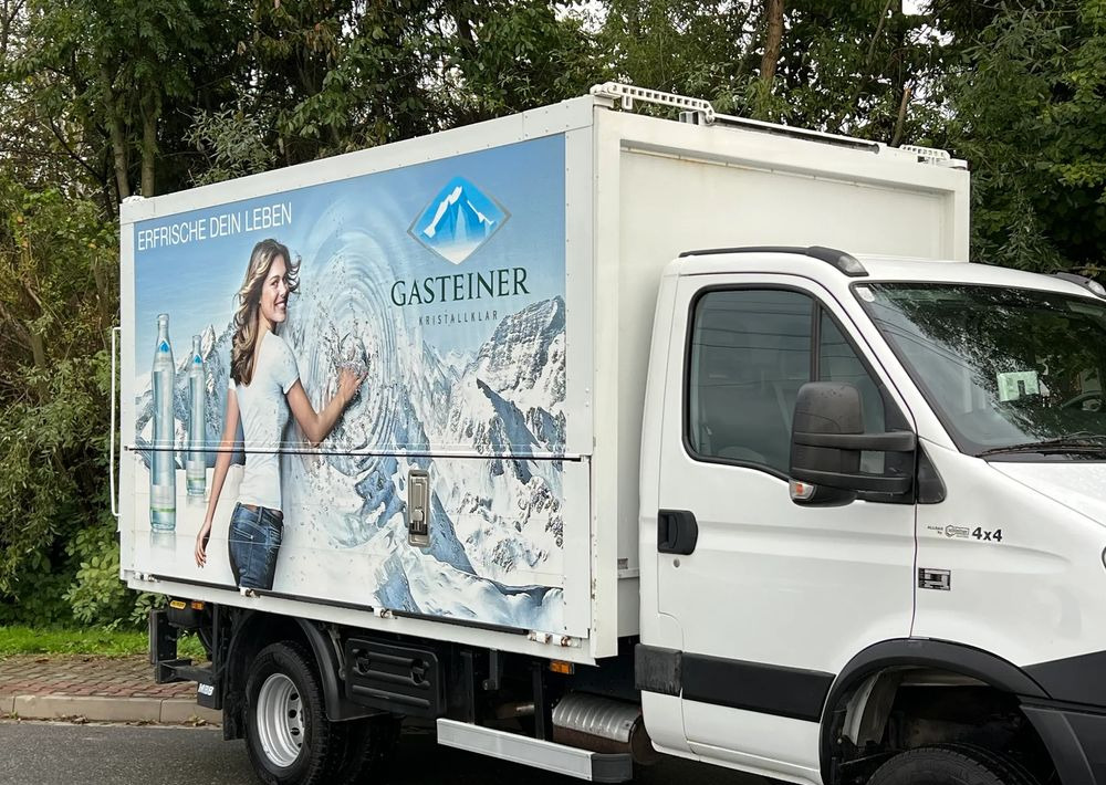 Iveco * IVECO 70C17 * Allrad *4x4* Stan Perfekcyjny * Sprowadzony ( Kamper Kiper Wywrotka ) - Dobozos felépítményű teherautó: 5 kép. Iveco * IVECO 70C17 * Allrad *4x4* Stan Perfekcyjny * Sprowadzony ( Kamper Kiper Wywrotka ) - Dobozos felépítményű teherautó: 5 kép.