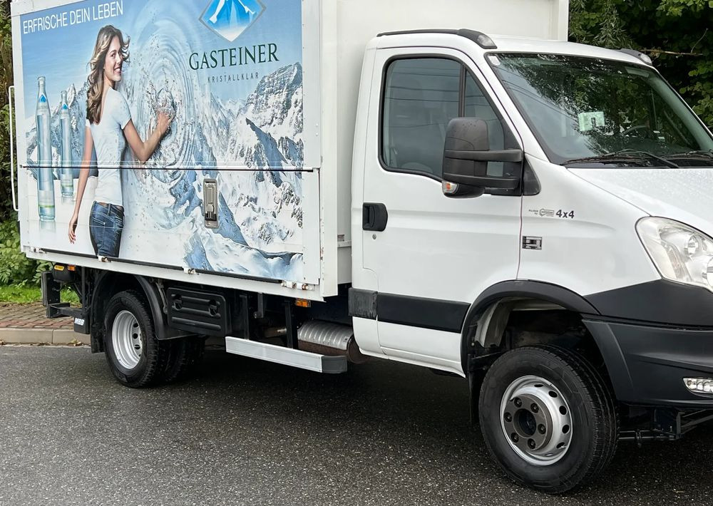 Iveco * IVECO 70C17 * Allrad *4x4* Stan Perfekcyjny * Sprowadzony ( Kamper Kiper Wywrotka ) - Dobozos felépítményű teherautó: 4 kép. Iveco * IVECO 70C17 * Allrad *4x4* Stan Perfekcyjny * Sprowadzony ( Kamper Kiper Wywrotka ) - Dobozos felépítményű teherautó: 4 kép.