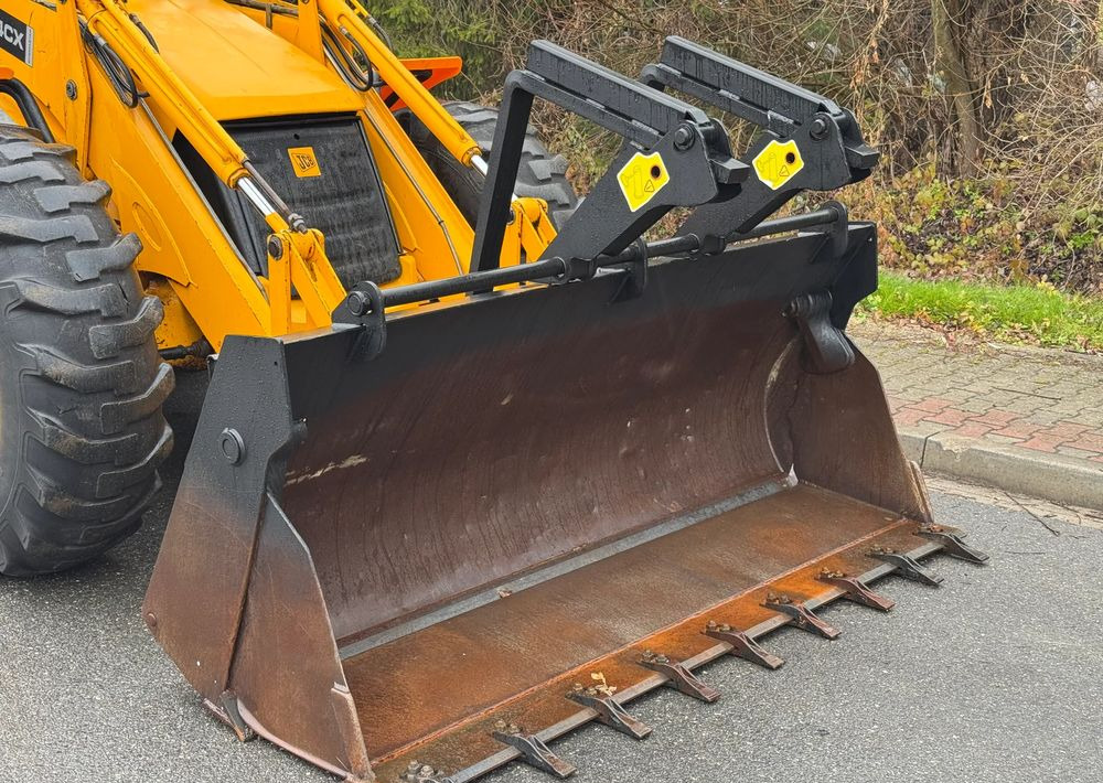 JCB * Koparko Ładowarka JCB 4CX * Joystick * TORQUELOCK * Bardzo Dobry Stan * - Kotrórakodó: 3 kép. JCB * Koparko Ładowarka JCB 4CX * Joystick * TORQUELOCK * Bardzo Dobry Stan * - Kotrórakodó: 3 kép.