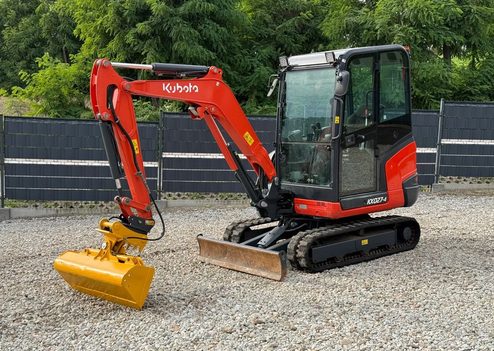 Kubota * Minikoparka * Kubota KX 027-4 * 2.8 Tony * Perfekcyjny Stan * - Minikotró: 2 kép. Kubota * Minikoparka * Kubota KX 027-4 * 2.8 Tony * Perfekcyjny Stan * - Minikotró: 2 kép.