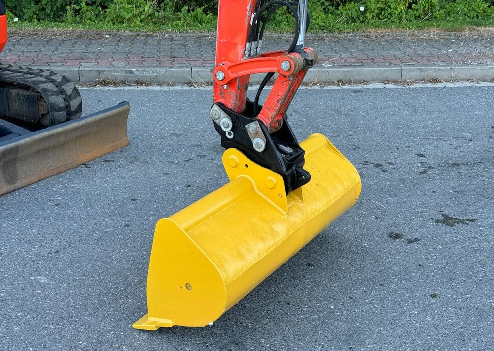 Kubota * Minikoparka * Kubota U 35-3&3 * 3.5 Ton * Sprowadzona * - Minikotró: 3 kép. Kubota * Minikoparka * Kubota U 35-3&3 * 3.5 Ton * Sprowadzona * - Minikotró: 3 kép.