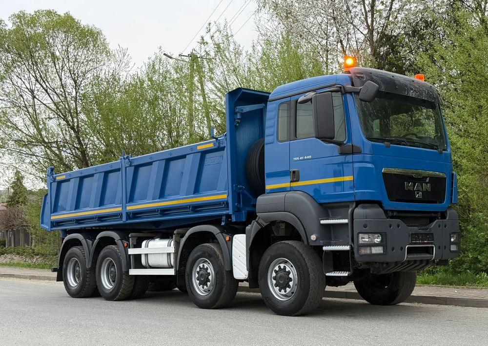 MAN * Kiper * Wywrotka * 35-440 * MAN TGS * 8X8 * Bordmatic * Bardzo Dobry Stan - Billenőplatós teherautó: 2 kép. MAN * Kiper * Wywrotka * 35-440 * MAN TGS * 8X8 * Bordmatic * Bardzo Dobry Stan - Billenőplatós teherautó: 2 kép.