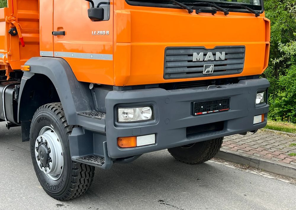 MAN * LE 280 B * MAN * 4x4 * Kiper Wywrotka x3 * Meiller * Sprowadzony * Stan Perfekcyjny * - Billenőplatós teherautó: 3 kép. MAN * LE 280 B * MAN * 4x4 * Kiper Wywrotka x3 * Meiller * Sprowadzony * Stan Perfekcyjny * - Billenőplatós teherautó: 3 kép.