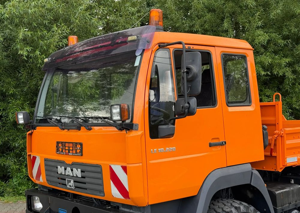 MAN * MAN 10-220 * Kiper Wywrotka Meiller * 4x4 * Zimowe Utrzymanie * Unimog * - Billenőplatós teherautó: 4 kép. MAN * MAN 10-220 * Kiper Wywrotka Meiller * 4x4 * Zimowe Utrzymanie * Unimog * - Billenőplatós teherautó: 4 kép.