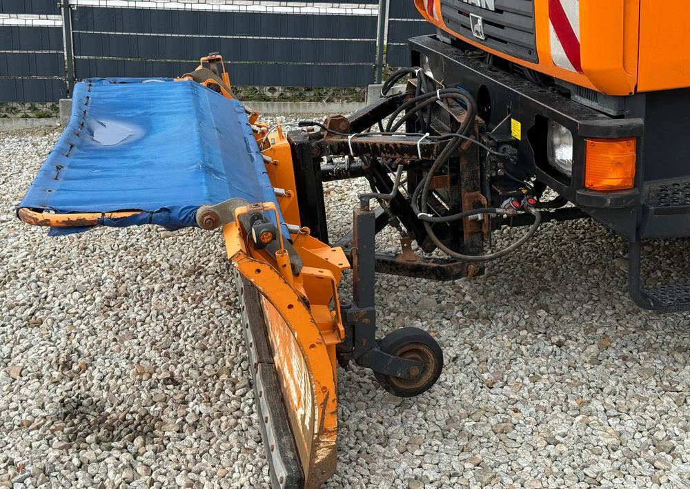MAN * MAN 10-220 * Pług * Kiper Wywrotka Meiller * 4x4 * Zimowe Utrzymanie * Unimog * - Billenőplatós teherautó: 5 kép. MAN * MAN 10-220 * Pług * Kiper Wywrotka Meiller * 4x4 * Zimowe Utrzymanie * Unimog * - Billenőplatós teherautó: 5 kép.