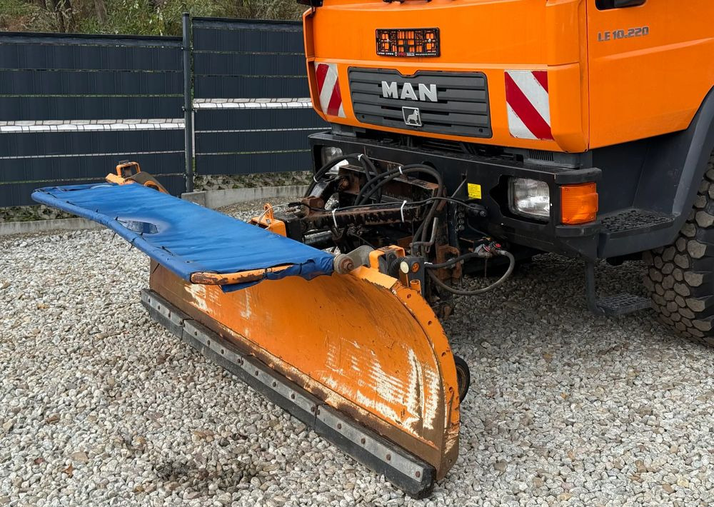 MAN * MAN 10-220 * Pług * Kiper Wywrotka Meiller * 4x4 * Zimowe Utrzymanie * Unimog * - Billenőplatós teherautó: 2 kép. MAN * MAN 10-220 * Pług * Kiper Wywrotka Meiller * 4x4 * Zimowe Utrzymanie * Unimog * - Billenőplatós teherautó: 2 kép.