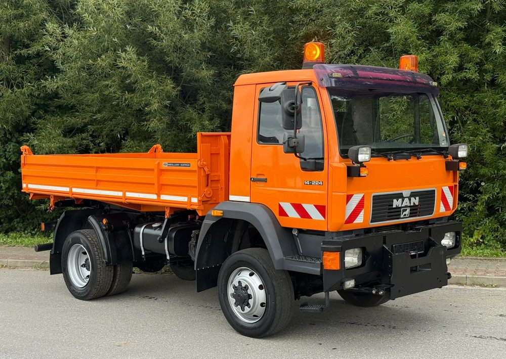 MAN * MAN 14-220 * Kiper Wywrotka Meiller * 4x4 * Zimowe Utrzymanie * Unimog * - Billenőplatós teherautó: 3 kép. MAN * MAN 14-220 * Kiper Wywrotka Meiller * 4x4 * Zimowe Utrzymanie * Unimog * - Billenőplatós teherautó: 3 kép.