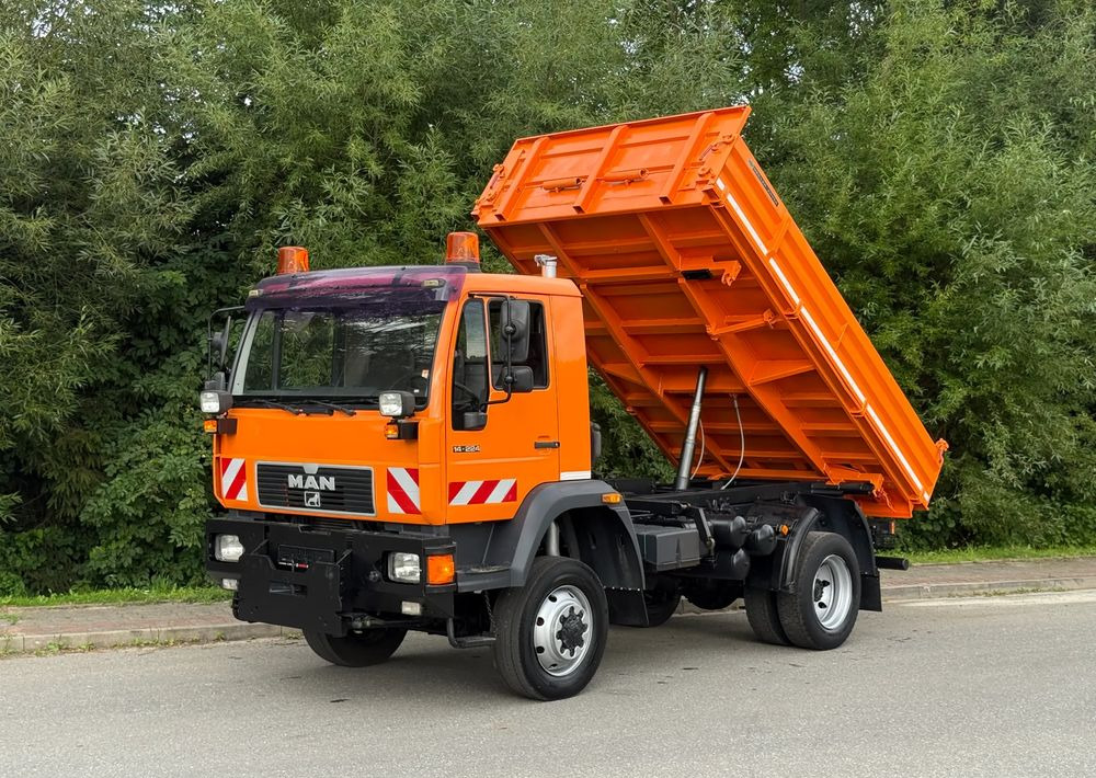 MAN * MAN 14-220 * Kiper Wywrotka Meiller * 4x4 * Zimowe Utrzymanie * Unimog * - Billenőplatós teherautó: 1 kép. MAN * MAN 14-220 * Kiper Wywrotka Meiller * 4x4 * Zimowe Utrzymanie * Unimog * - Billenőplatós teherautó: 1 kép.
