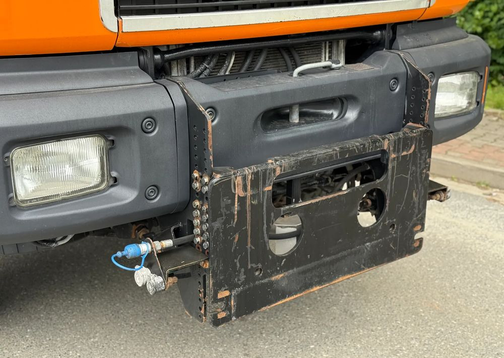 MAN * MAN FE 410 A * Kiper Wywrotka * 4x4 * HDS ATLAS 190 * Sprowadzony* Bardzo Dobry Stan * - Billenőplatós teherautó: 3 kép. MAN * MAN FE 410 A * Kiper Wywrotka * 4x4 * HDS ATLAS 190 * Sprowadzony* Bardzo Dobry Stan * - Billenőplatós teherautó: 3 kép.