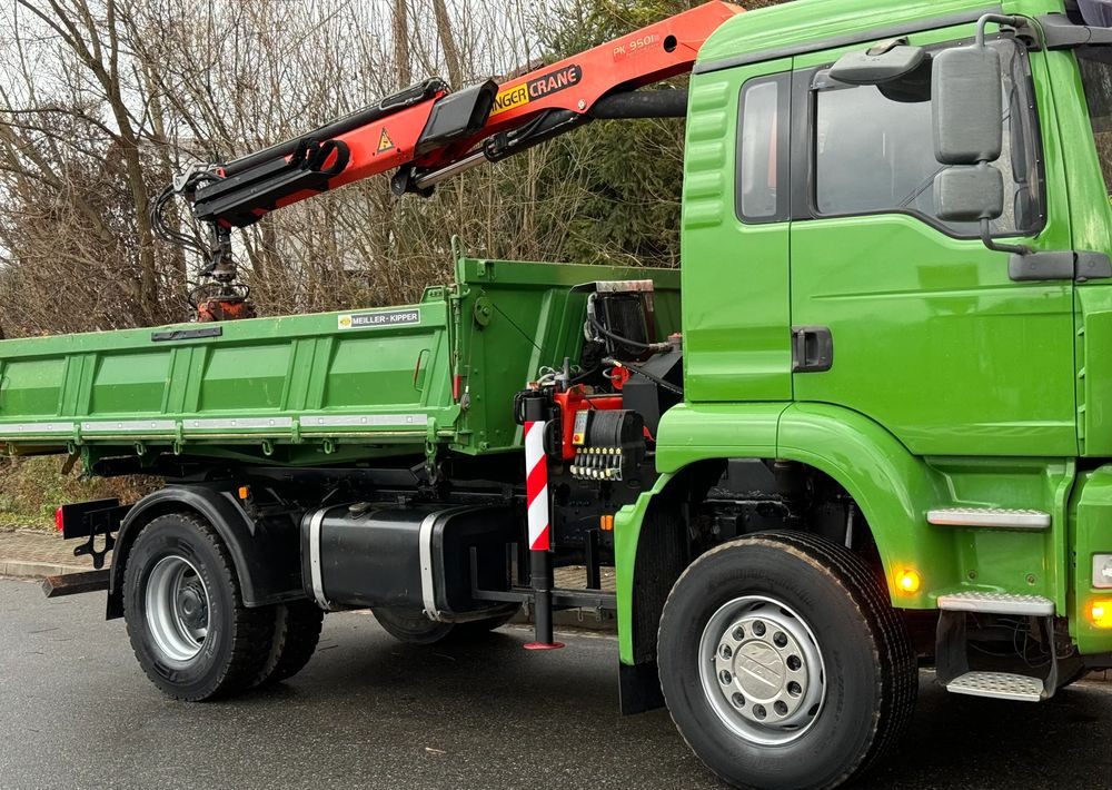 MAN * MAN TGA 18-360 * Kiper Wywrotka * 4x2 * Kran Palfinger PK 9501 Sprowadzony - Billenőplatós teherautó: 5 kép. MAN * MAN TGA 18-360 * Kiper Wywrotka * 4x2 * Kran Palfinger PK 9501 Sprowadzony - Billenőplatós teherautó: 5 kép.