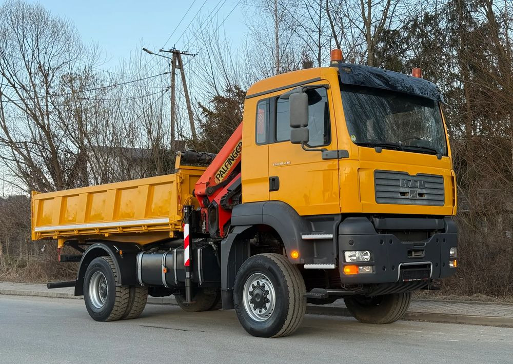 MAN * MAN TGA 18-410 * KIPER WYWROTKA * 4x4 * HDS Palfinger PK16500* Sprowadzony* Bardzo Dobry Stan * - Billenőplatós teherautó: 2 kép. MAN * MAN TGA 18-410 * KIPER WYWROTKA * 4x4 * HDS Palfinger PK16500* Sprowadzony* Bardzo Dobry Stan * - Billenőplatós teherautó: 2 kép.