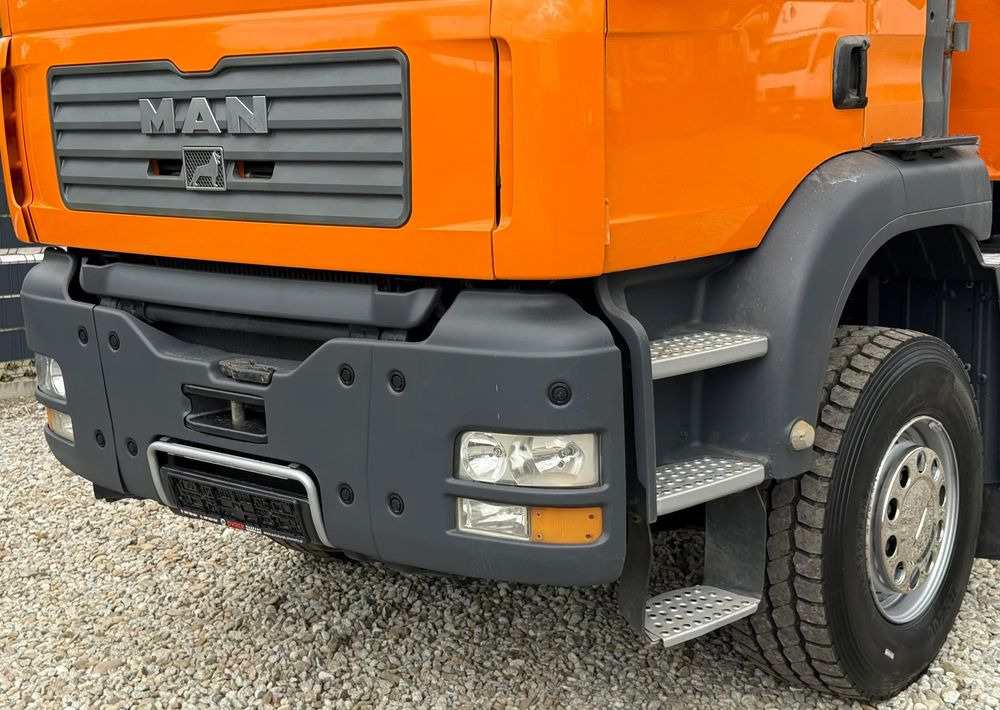 MAN * TGA 26.460 MAN * Kiper / Wywrotka * 6x4 * Bordmatik * Bardzo Dobry Stan - Billenőplatós teherautó: 3 kép. MAN * TGA 26.460 MAN * Kiper / Wywrotka * 6x4 * Bordmatik * Bardzo Dobry Stan - Billenőplatós teherautó: 3 kép.