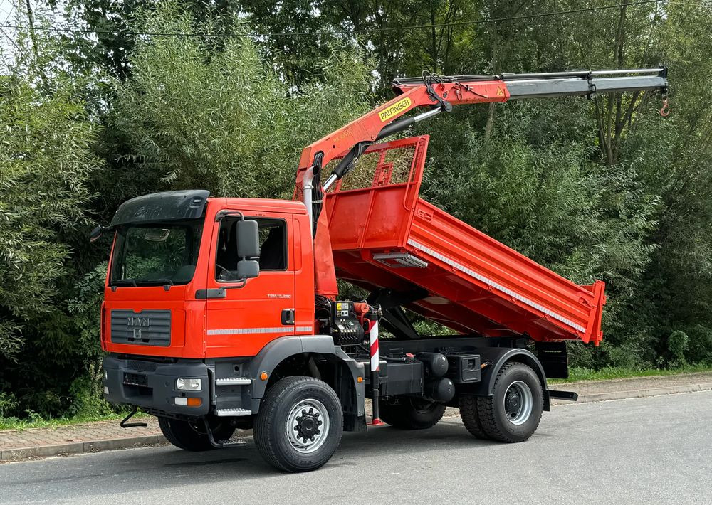MAN * TGM 18-280 MAN 4x4 HDS Palfinger PK10500 * Kiper Wywrotka * Bardzo Dobry Stan - Billenőplatós teherautó: 1 kép. MAN * TGM 18-280 MAN 4x4 HDS Palfinger PK10500 * Kiper Wywrotka * Bardzo Dobry Stan - Billenőplatós teherautó: 1 kép.