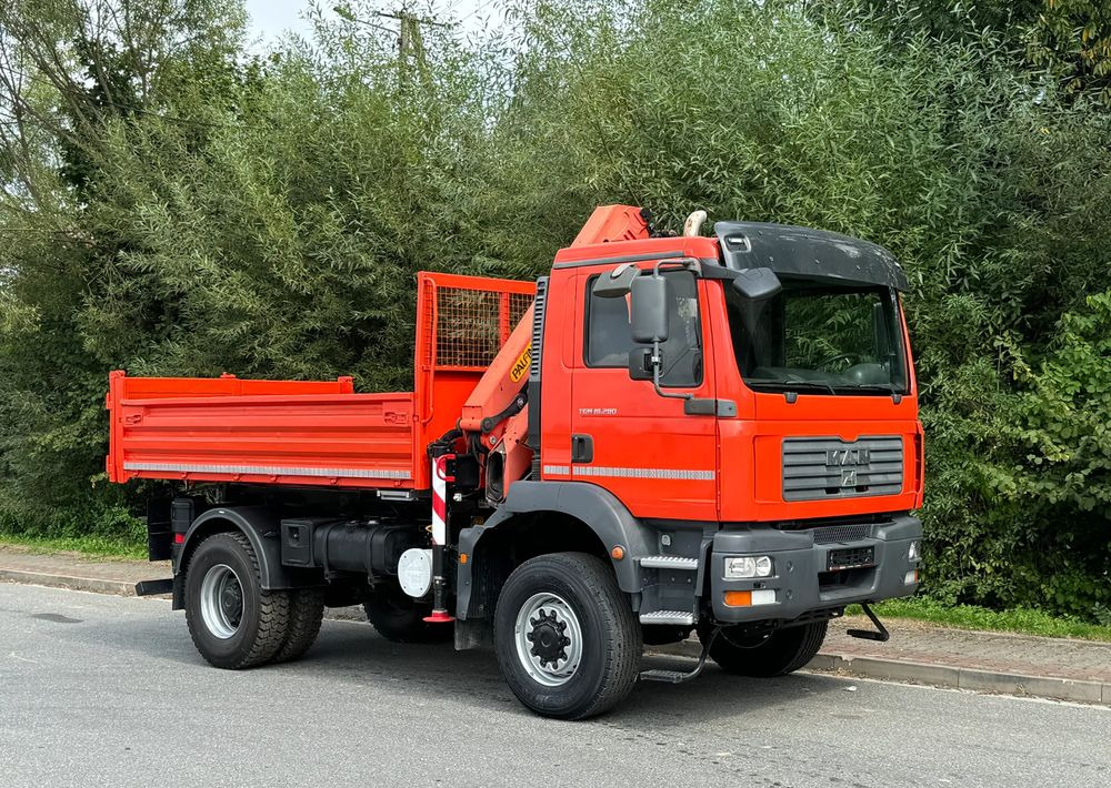 MAN * TGM 18-280 MAN 4x4 HDS Palfinger PK10500 * Kiper Wywrotka * Bardzo Dobry Stan - Billenőplatós teherautó: 2 kép. MAN * TGM 18-280 MAN 4x4 HDS Palfinger PK10500 * Kiper Wywrotka * Bardzo Dobry Stan - Billenőplatós teherautó: 2 kép.