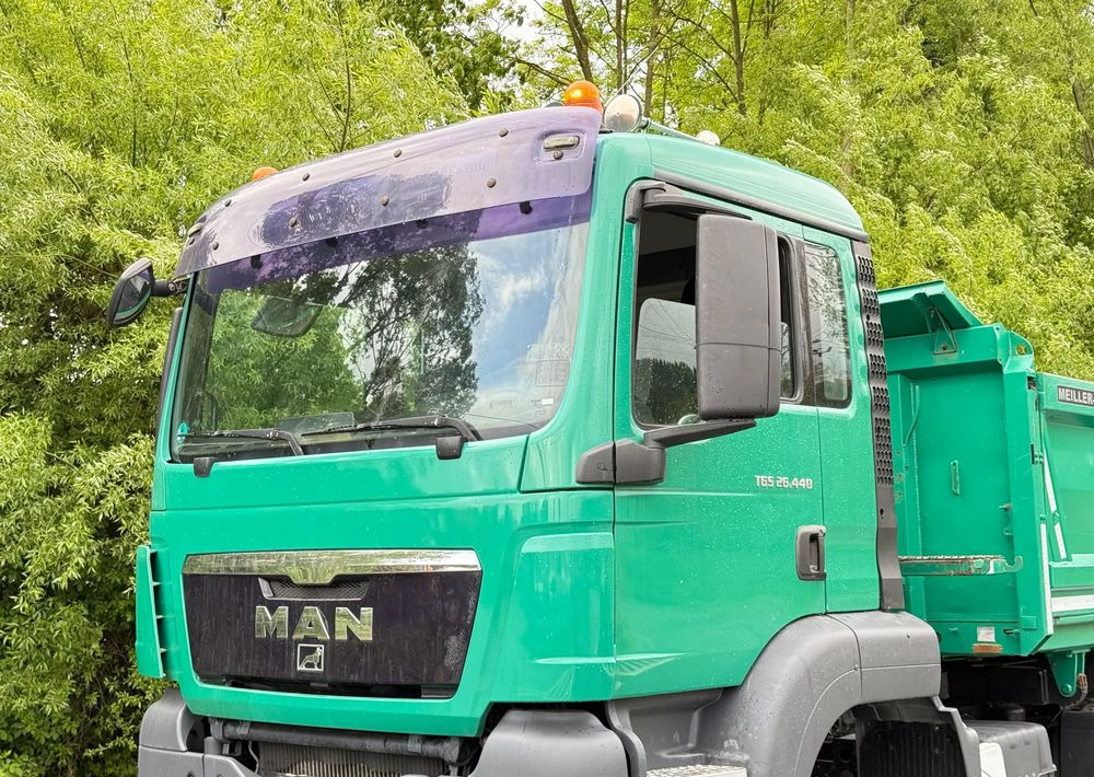 MAN * TGS 26.440 MAN * Kiper / Wywrotka * 6x6 * Sprowadzona * Bordmatik * Stan Perfekcyjny - Billenőplatós teherautó: 4 kép. MAN * TGS 26.440 MAN * Kiper / Wywrotka * 6x6 * Sprowadzona * Bordmatik * Stan Perfekcyjny - Billenőplatós teherautó: 4 kép.