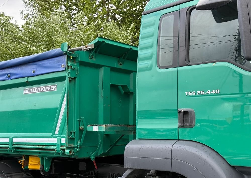 MAN * TGS 26.440 MAN * Kiper / Wywrotka * 6x6 * Sprowadzona * Bordmatik * Stan Perfekcyjny - Billenőplatós teherautó: 5 kép. MAN * TGS 26.440 MAN * Kiper / Wywrotka * 6x6 * Sprowadzona * Bordmatik * Stan Perfekcyjny - Billenőplatós teherautó: 5 kép.