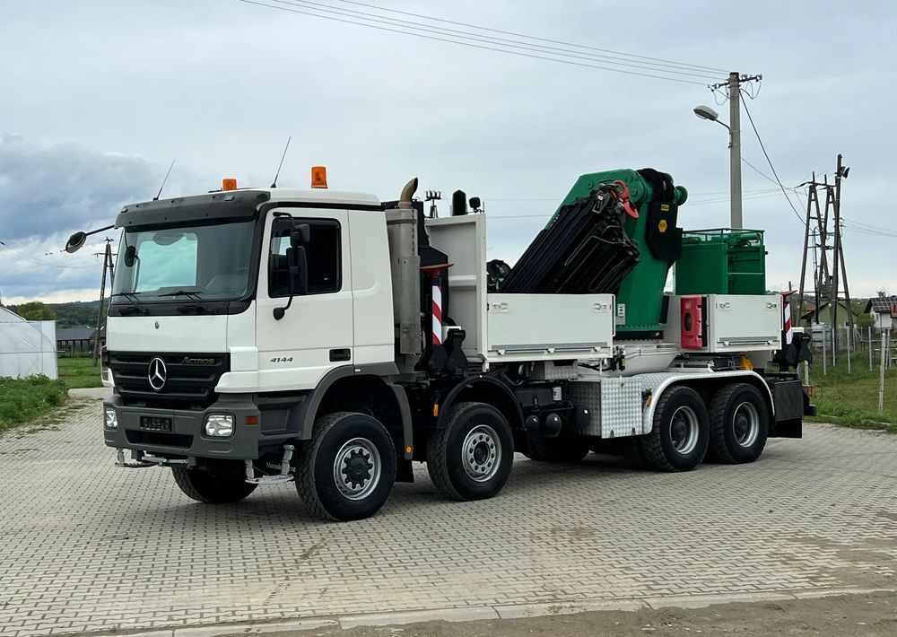Mercedes-Benz * HDS Palfinger 150002 + FLY JIB PJ 170 * Mercedes Actros 8x6 * Dźwig * 40 TON * Wyciągarka * 35 Metrów * Kosz * - Darus autó: 2 kép. Mercedes-Benz * HDS Palfinger 150002 + FLY JIB PJ 170 * Mercedes Actros 8x6 * Dźwig * 40 TON * Wyciągarka * 35 Metrów * Kosz * - Darus autó: 2 kép.
