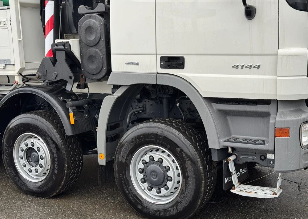 Mercedes-Benz * Mercedes 8x6 Actros 4144 * HDS Palfinger 150002 + FLY JIB PJ 170 * Dźwig * 40 TON * Wyciągarka * 35 Metrów * Kosz * - Darus autó: 5 kép. Mercedes-Benz * Mercedes 8x6 Actros 4144 * HDS Palfinger 150002 + FLY JIB PJ 170 * Dźwig * 40 TON * Wyciągarka * 35 Metrów * Kosz * - Darus autó: 5 kép.