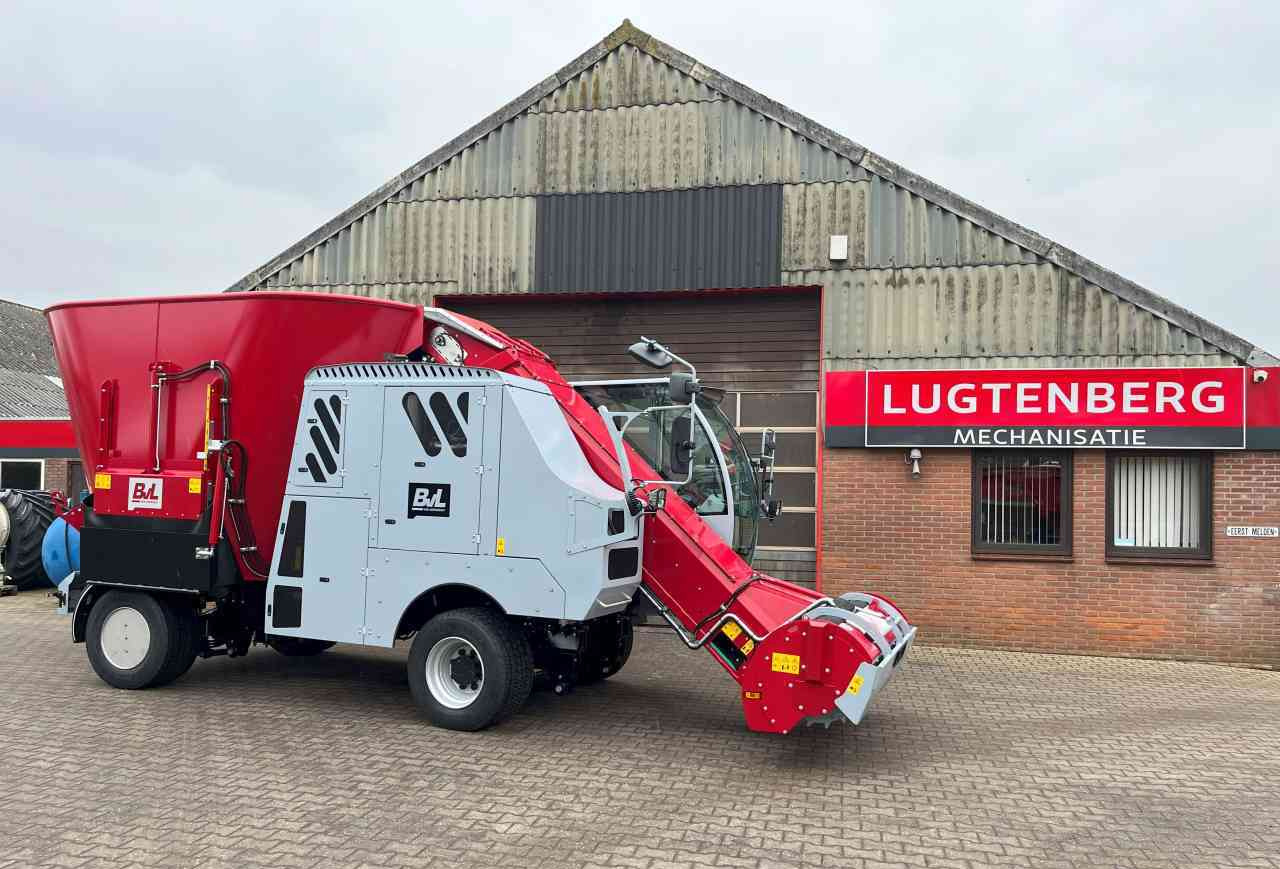 BVL BVL van Lengerich V-MIX Drive Maximus Plus 17.1 LS zelfrijdende - Etetőkocsi: 1 kép. BVL BVL van Lengerich V-MIX Drive Maximus Plus 17.1 LS zelfrijdende - Etetőkocsi: 1 kép.