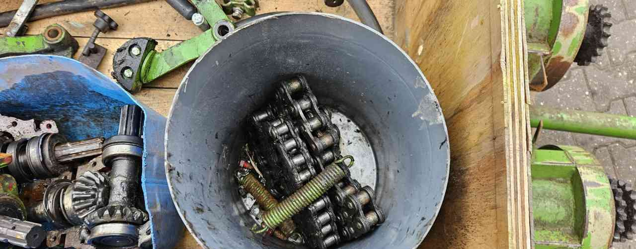 Bergmann Royal doseerwalsen, onderdelen, parts, diversen - Rendfelszedő: 4 kép. Bergmann Royal doseerwalsen, onderdelen, parts, diversen - Rendfelszedő: 4 kép.