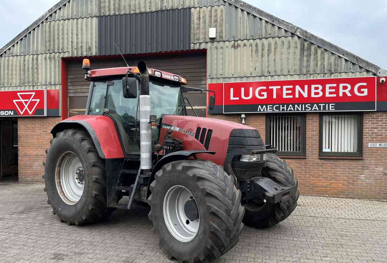 Case-IH CVX 1135 Tractoren - Traktor: 1 kép. Case-IH CVX 1135 Tractoren - Traktor: 1 kép.