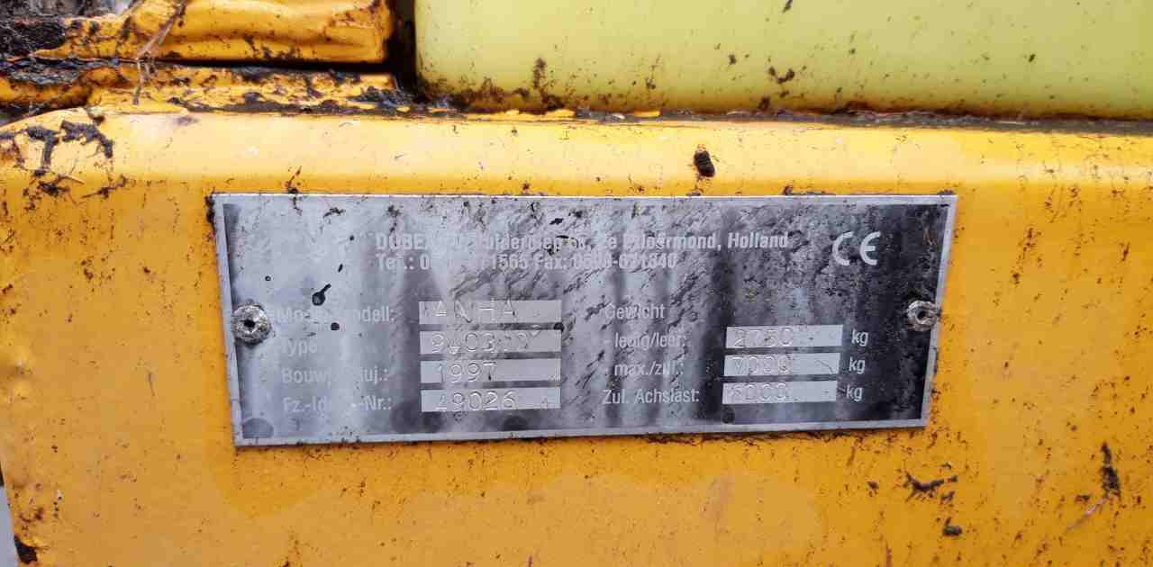 Vontatott permetezők Dubex Vector 33 m. 3200 l. veldspuiten: 8 kép.