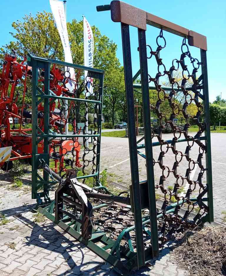 Hofstede 8,00 m. weidesleep *Verkocht/sold* - Láncos borona: 1 kép. Hofstede 8,00 m. weidesleep *Verkocht/sold* - Láncos borona: 1 kép.