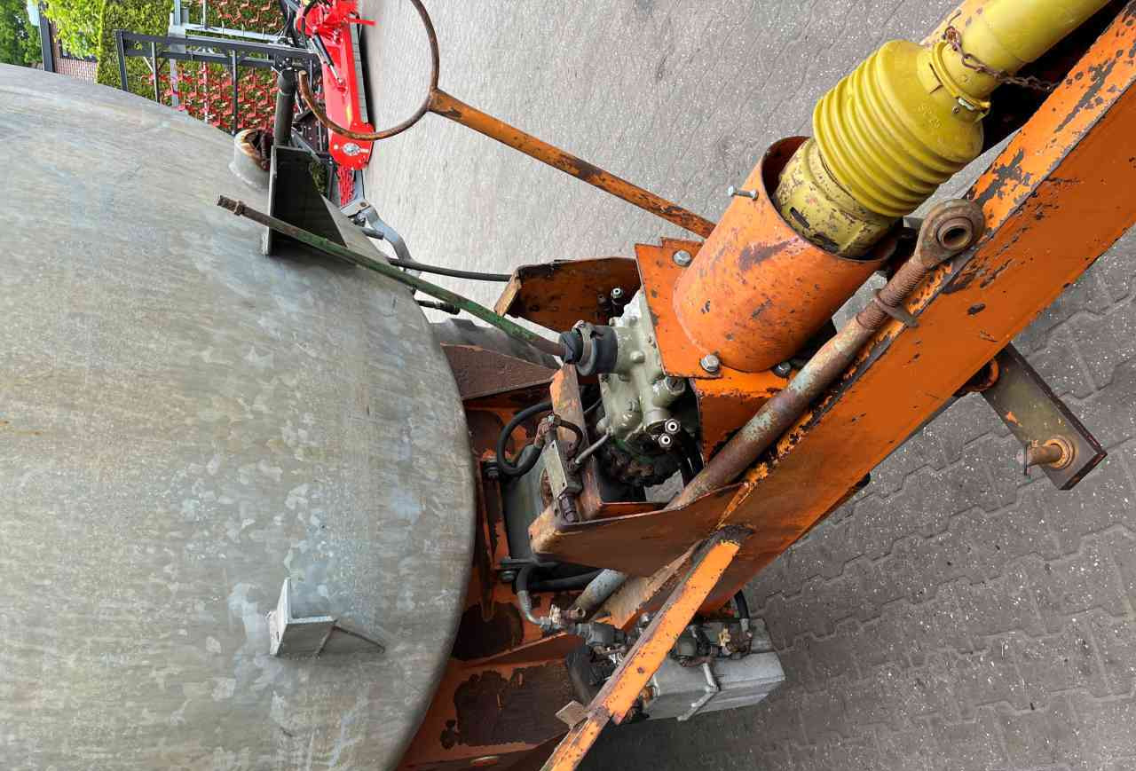 Jako 10000 liter tank mestverwerking - Szippantó tartálykocsi: 5 kép. Jako 10000 liter tank mestverwerking - Szippantó tartálykocsi: 5 kép.