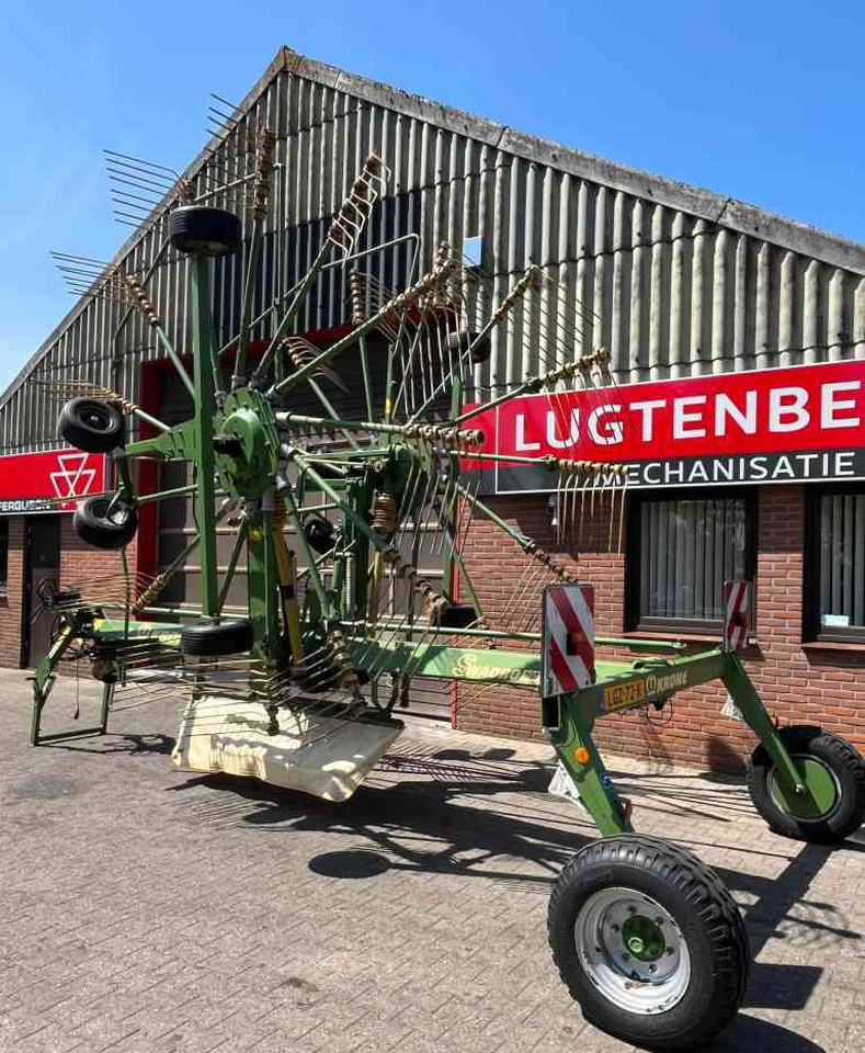 Krone Swadro 900 zwadhark weidebouwmachines - Szénaforgató: 5 kép. Krone Swadro 900 zwadhark weidebouwmachines - Szénaforgató: 5 kép.