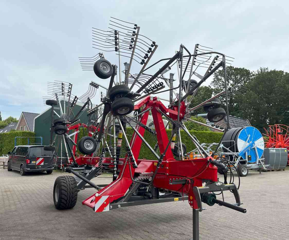 Massey Ferguson RK 1254 TRC-EC Hark 4-elements rake, rugger, zwiller Weidebouwmachines - Szénaforgató: 5 kép. Massey Ferguson RK 1254 TRC-EC Hark 4-elements rake, rugger, zwiller Weidebouwmachines - Szénaforgató: 5 kép.