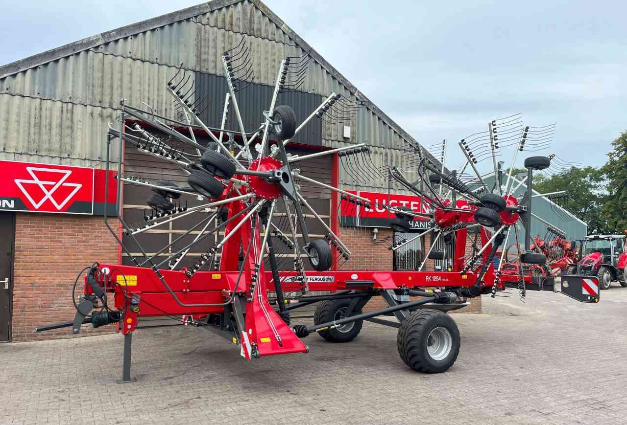 Massey Ferguson RK 1254 TRC-EC Hark 4-elements rake, rugger, zwiller Weidebouwmachines - Szénaforgató: 2 kép. Massey Ferguson RK 1254 TRC-EC Hark 4-elements rake, rugger, zwiller Weidebouwmachines - Szénaforgató: 2 kép.
