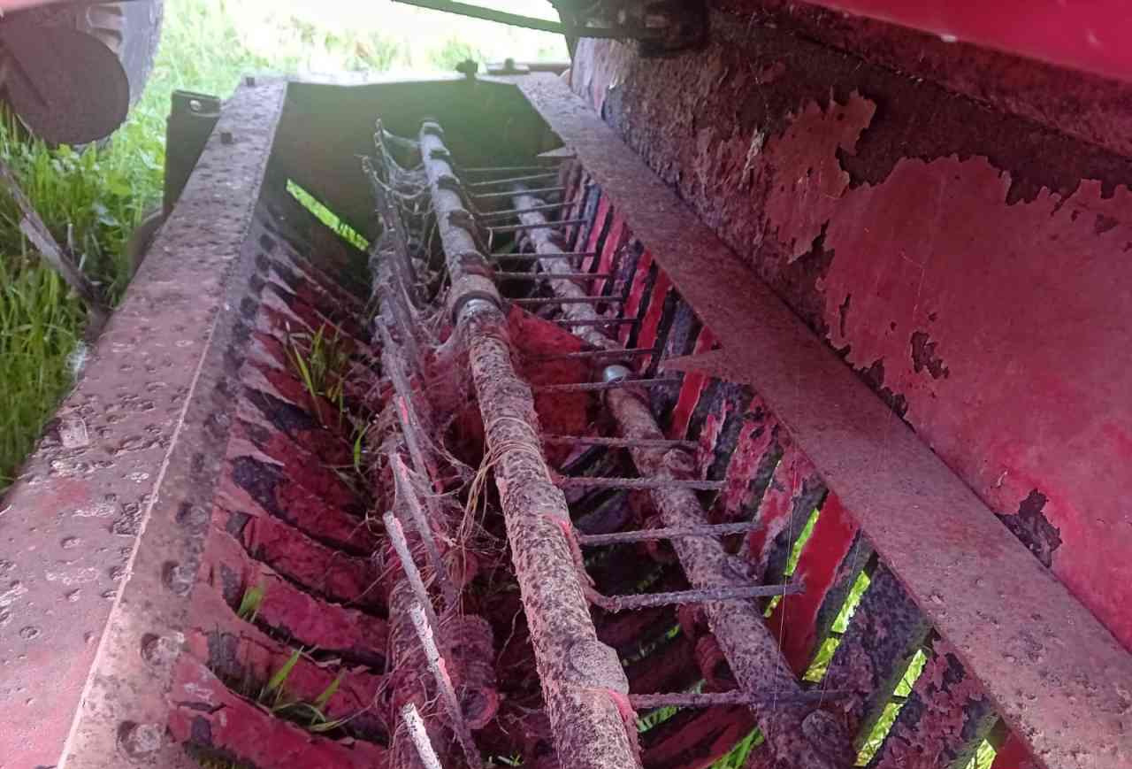 Taarup 1015 - Rendfelszedő: 5 kép. Taarup 1015 - Rendfelszedő: 5 kép.