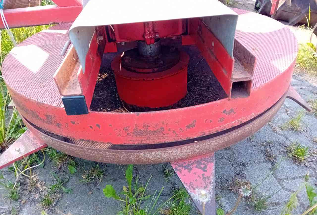 Vliebo VLK1100 kuilverdeler - Szalma aprító: 5 kép. Vliebo VLK1100 kuilverdeler - Szalma aprító: 5 kép.