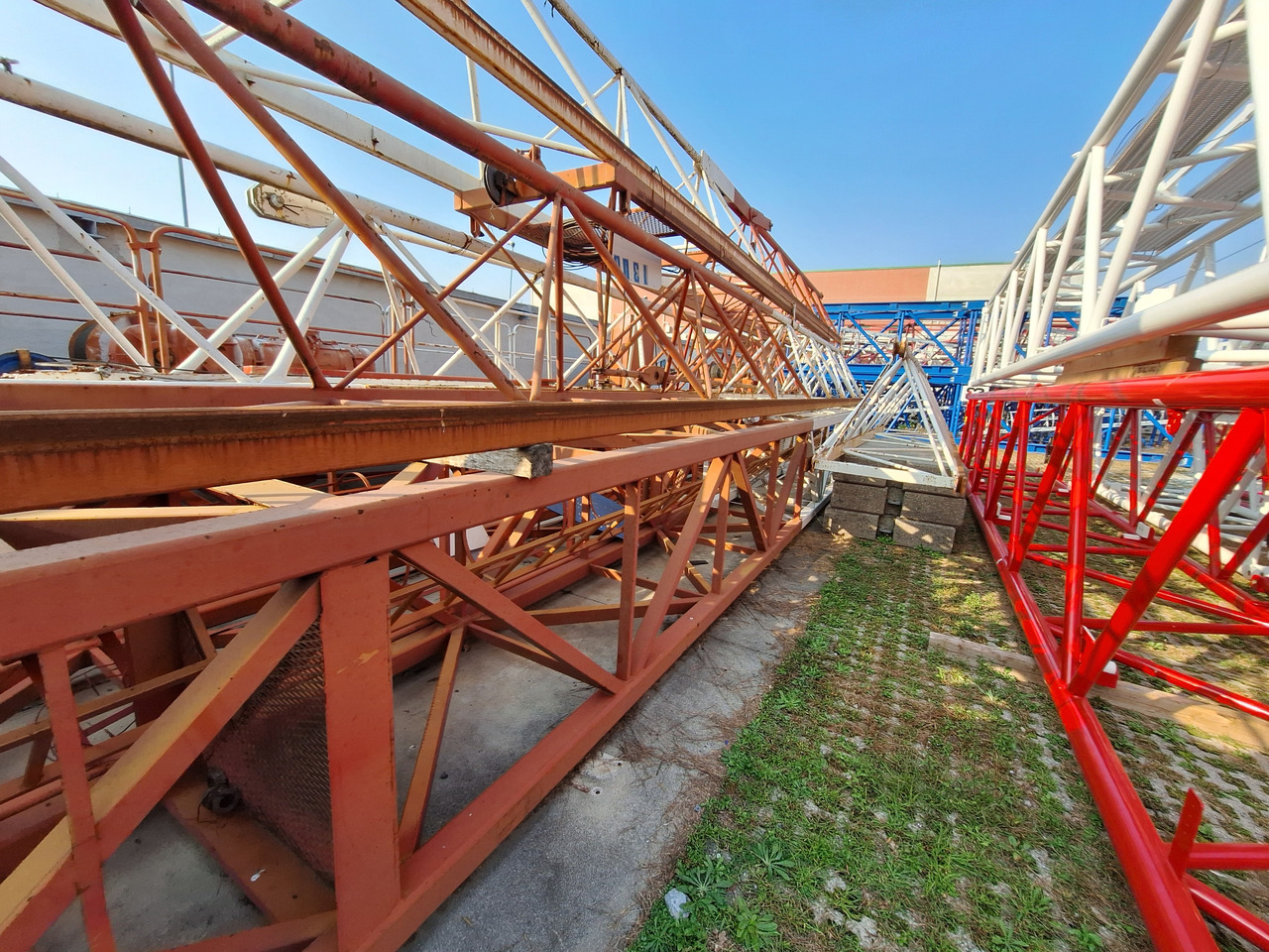 Raimondi MR75 - Toronydaru: 5 kép. Raimondi MR75 - Toronydaru: 5 kép.