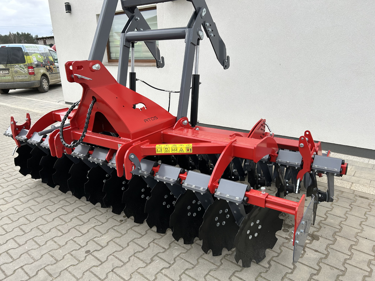 AMJ AGRO ATOS 3.0 - Tárcsás borona: 1 kép. AMJ AGRO ATOS 3.0 - Tárcsás borona: 1 kép.