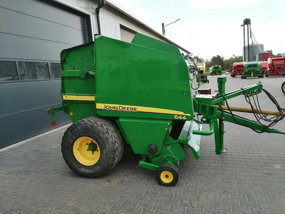 JOHN DEERE 644/2011r 578 PREMIUM opuszczana podloga cover edge - Bálázó: 2 kép. JOHN DEERE 644/2011r 578 PREMIUM opuszczana podloga cover edge - Bálázó: 2 kép.