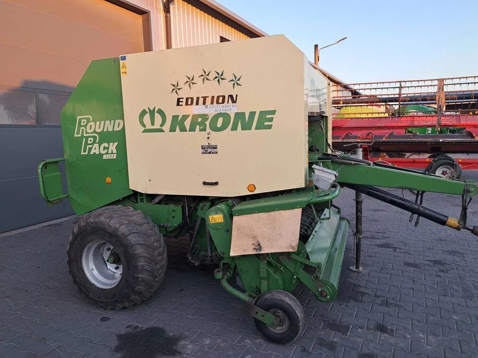 Krone 1250 Round Pack - Bálázó: 1 kép. Krone 1250 Round Pack - Bálázó: 1 kép.