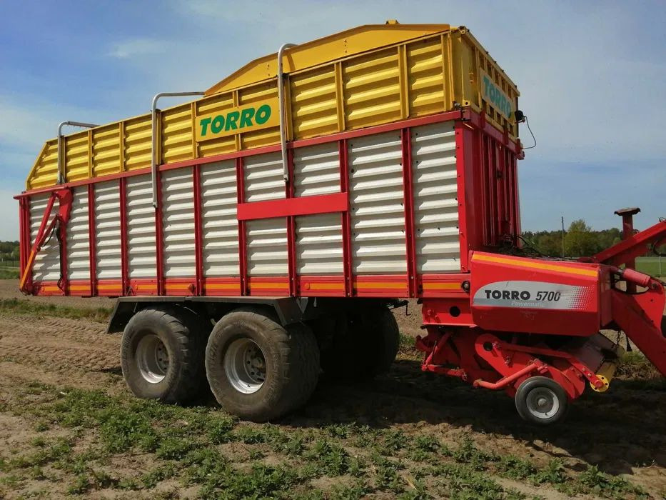 Pottinger TORRO 570 - Rendfelszedő: 4 kép. Pottinger TORRO 570 - Rendfelszedő: 4 kép.