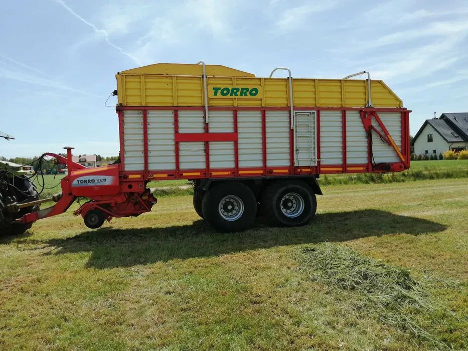 Pottinger TORRO 570 - Rendfelszedő: 2 kép. Pottinger TORRO 570 - Rendfelszedő: 2 kép.